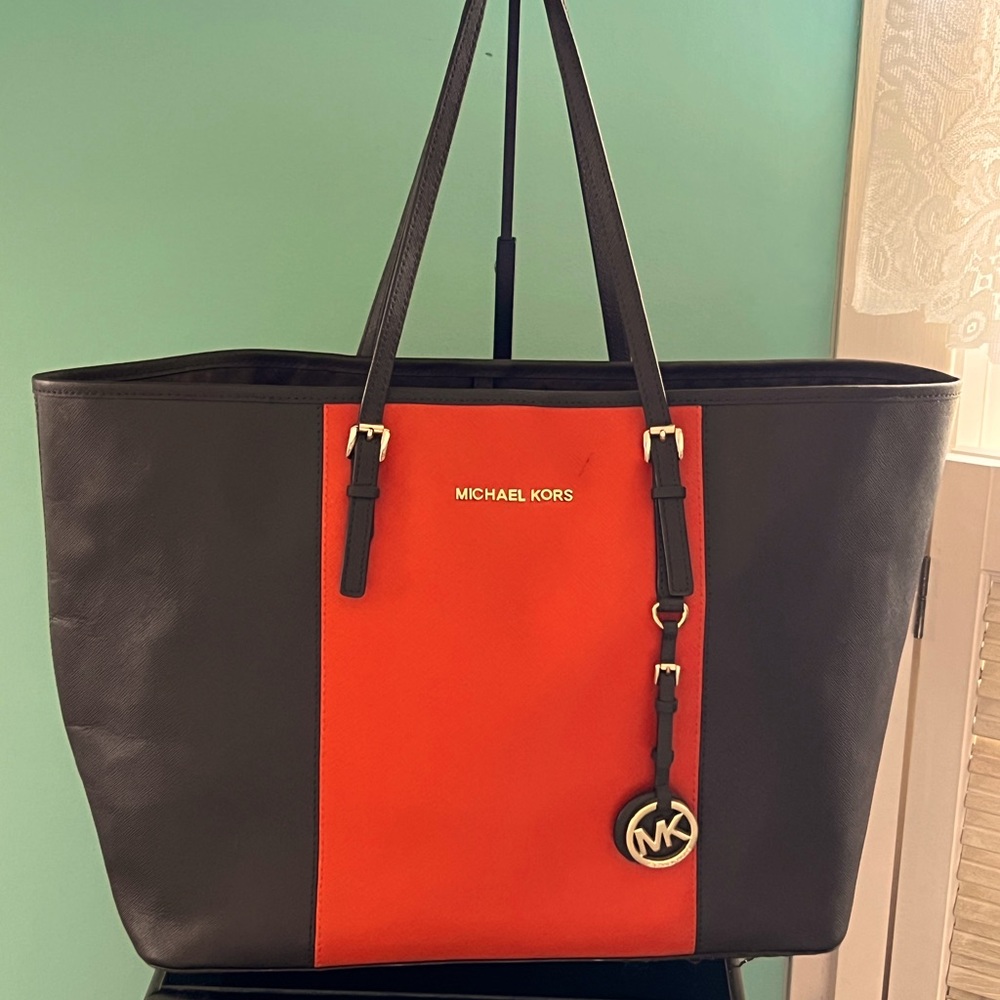 MICHAEL KORS Authentic Brown/Orange Color Block Crossgrain Leather Large Tote